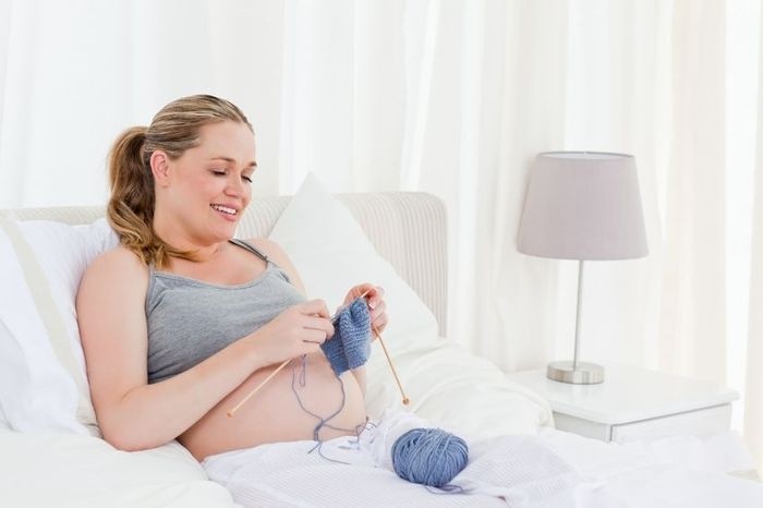 Почему беременным нельзя шить