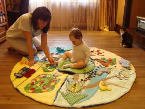 Делаем коврик для дома своими руками: три необычных варианта